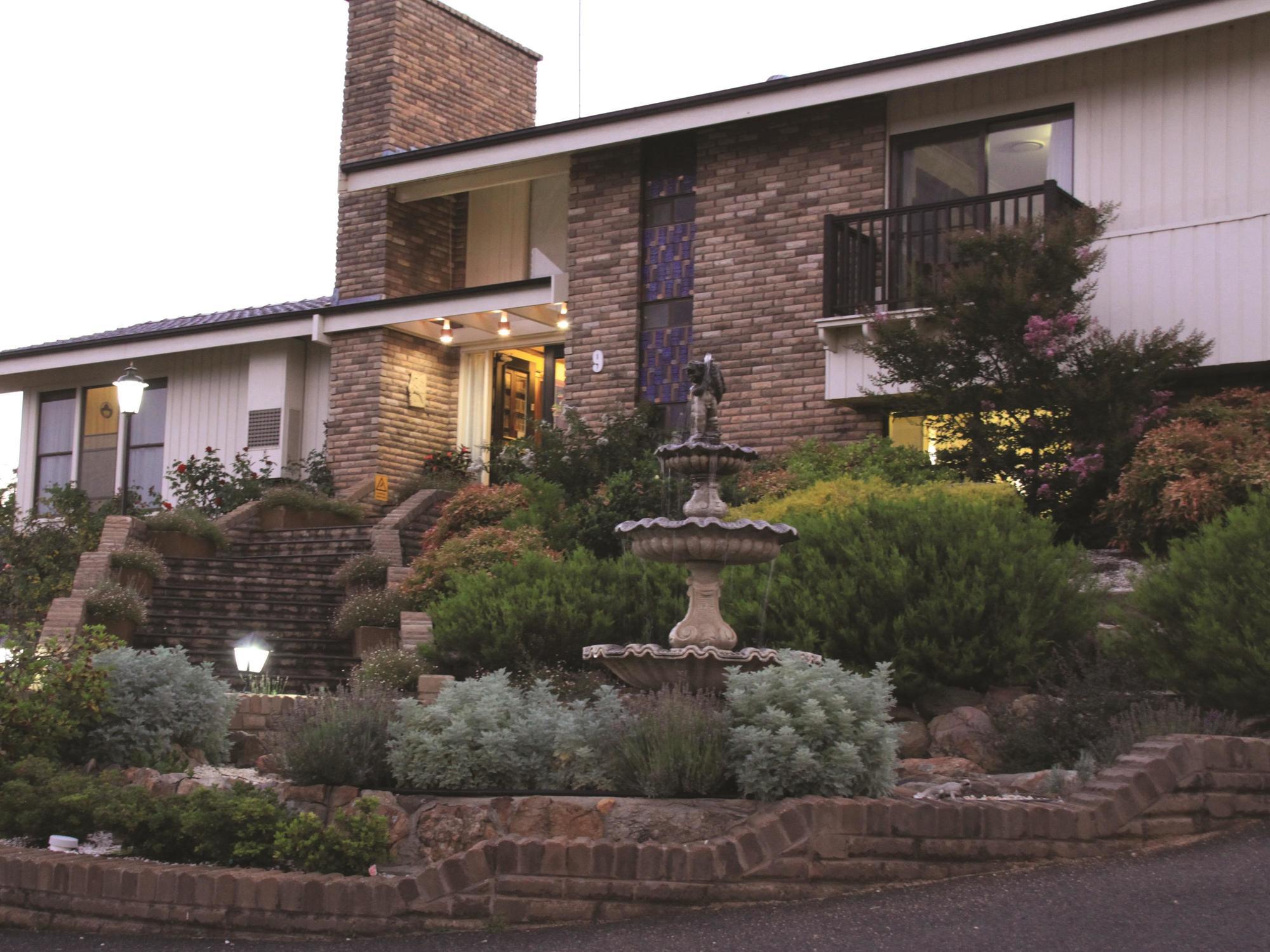Bathurst Heights Bed & Breakfast Екстер'єр фото