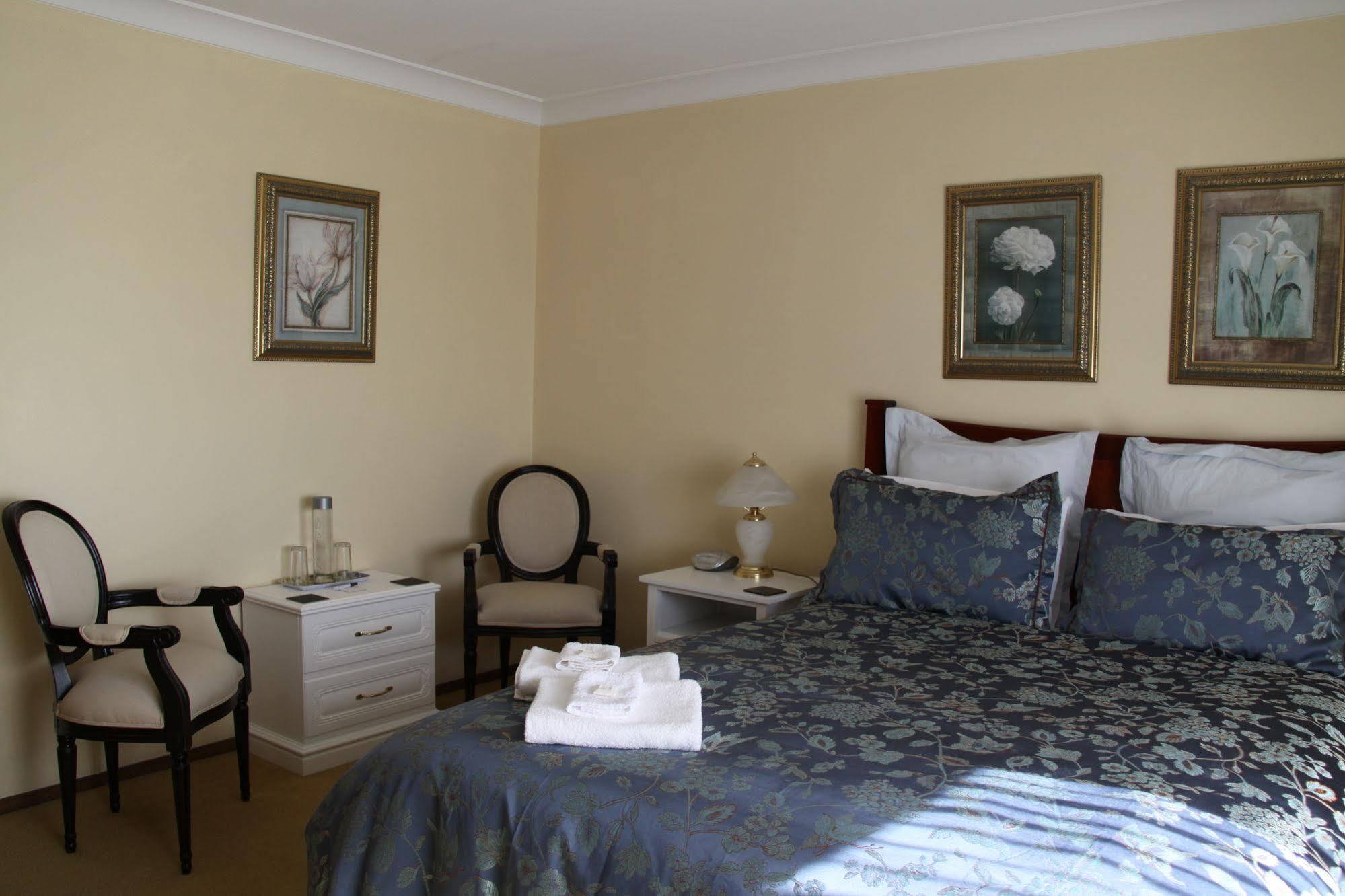 Bathurst Heights Bed & Breakfast Екстер'єр фото