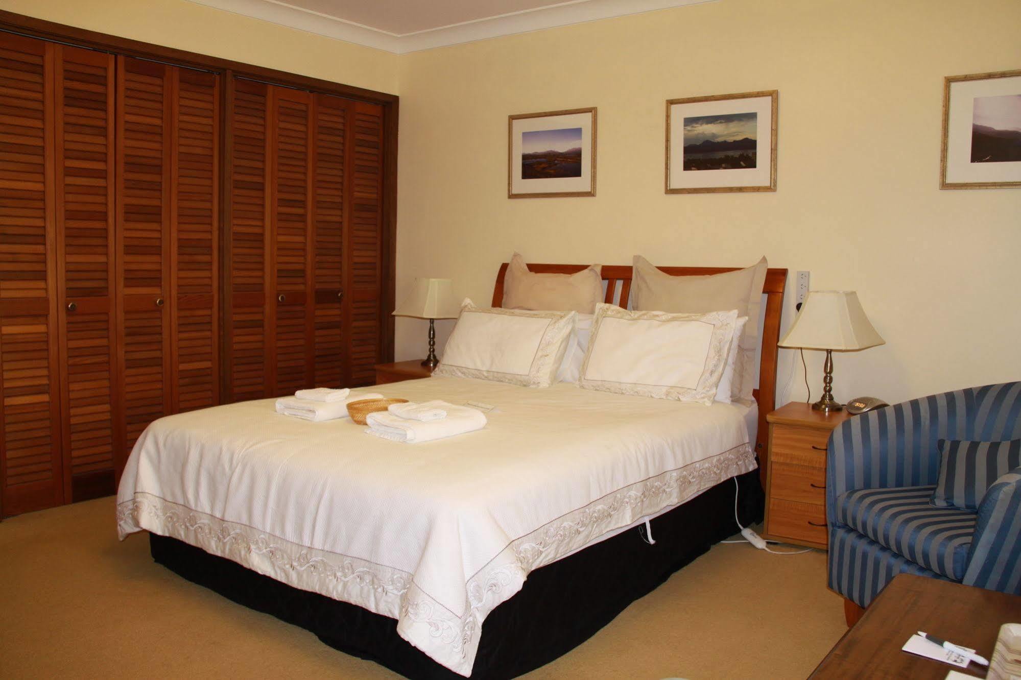 Bathurst Heights Bed & Breakfast Екстер'єр фото